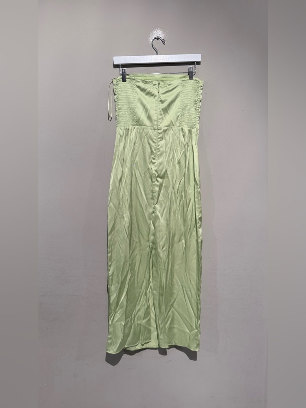 Abercrombie & Fitch Strapless Lime Green Satin Midi Dress - Picture 5 of 10
